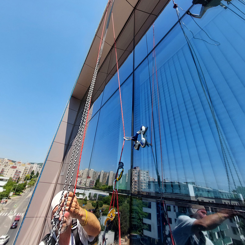 Ablakmosás és üvegfelület tisztítás